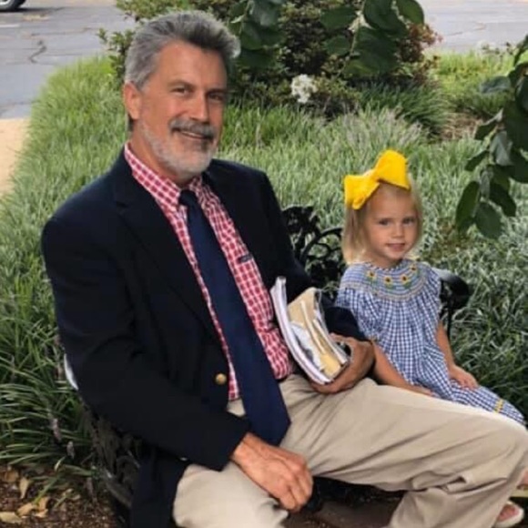 🌻 Welcome to my closet. 🌻 - Picture 5 of 16